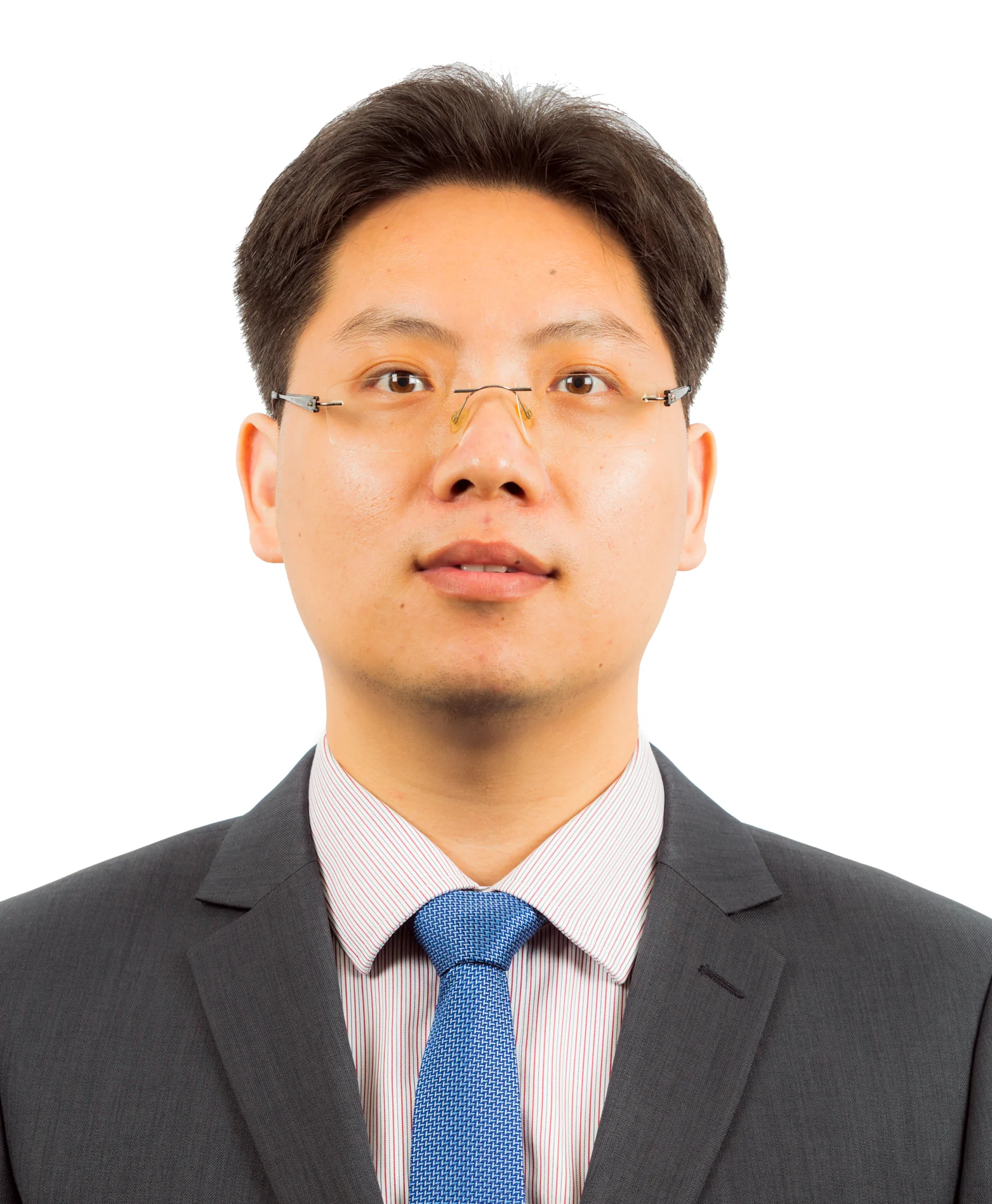 Researcher Wu Min from the Singapore Agency for Science, Technology and Research was specially invited to the school to give an academic report.