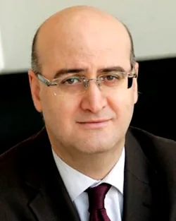 Academician Moncef Gabbouj from Tampere University in Finland visited the institute for guidance