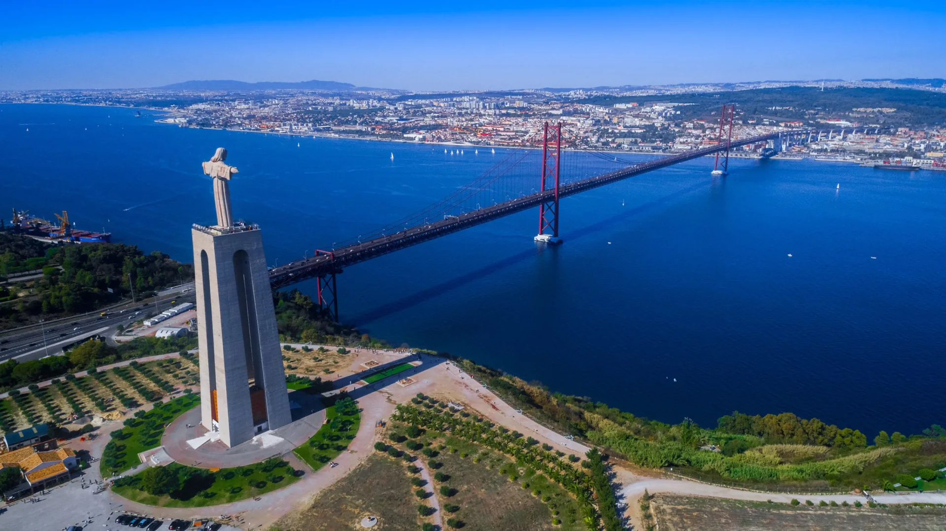 NEWER Biomedical Engineering 3+2 Bachelor’s and Master’s Bridge Program | Renew yourself and connect with the world - In NEWER, foresee your future